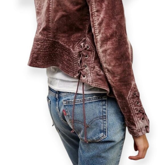 Women's Mauve Leather Jacket - Picture 8 of 16